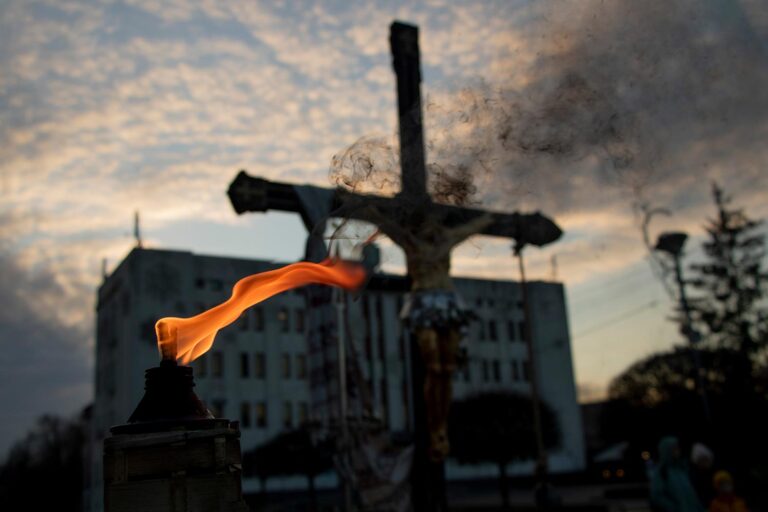 The Art of MFF | "The Cross of Peace" Project Featuring the Golden Crucifixion | Brovary City | Photo by Mariia Universaliuk, official photographer of the "Cross of Peace" project.