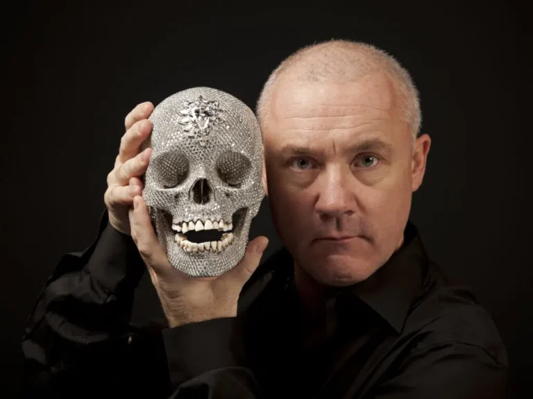 Damien Hirst with For The Love of God