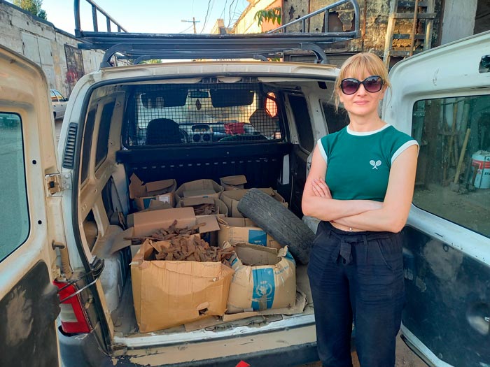 Artist and Daughter Face Mortal Danger While Transporting War Debris for Art Project