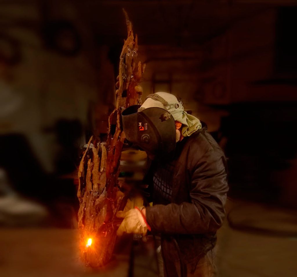 Creation of a wing of Sergey Melnikoff's sculpture ‘The Silent Uprising of an Angel'