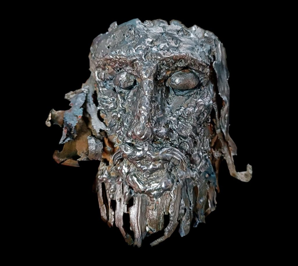 The Art of MFF | Chemically cleaned element prior to gold electroplating in the galvanic process.