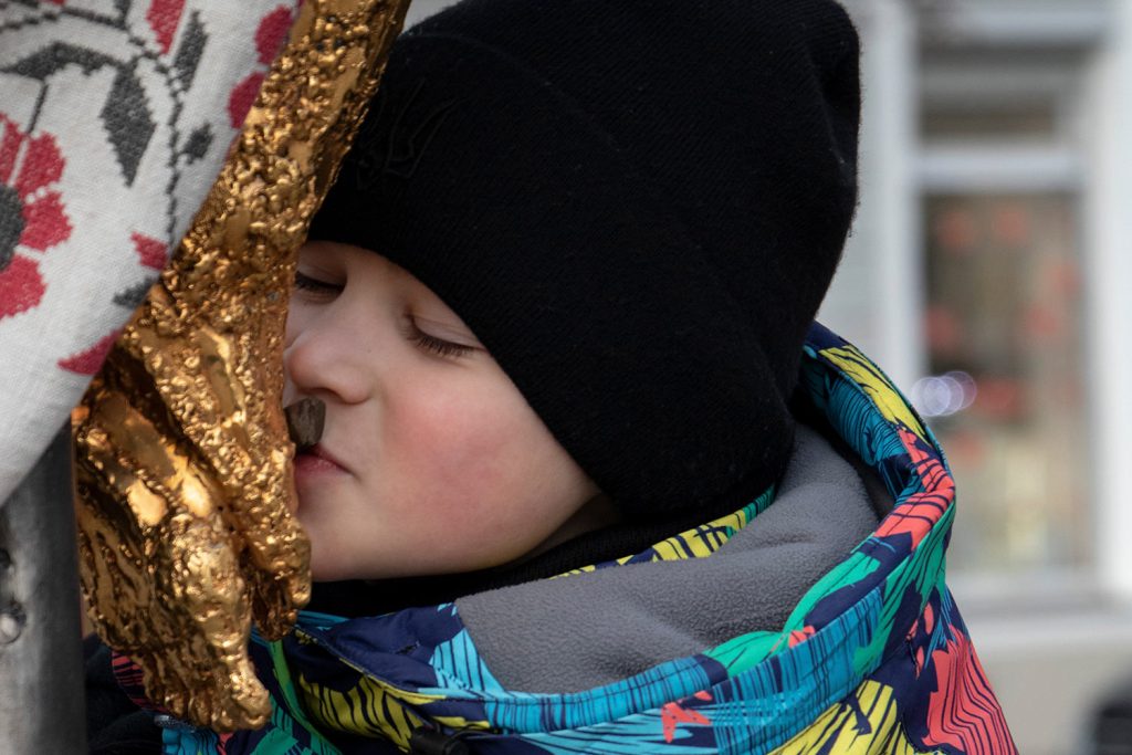 "The Cross of Peace" in Ivano-Frankivsk. Photograph by Mariia Universaliuk.