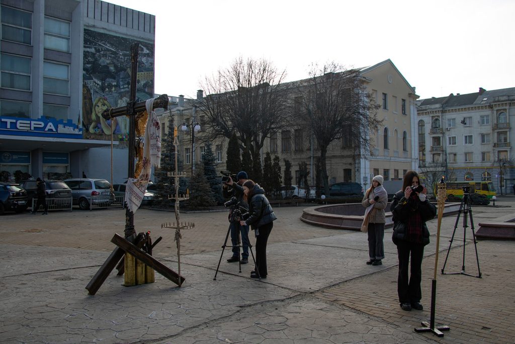 "The Cross of Peace" in Vinnytsia. Photograph by Mariia Universaliuk.