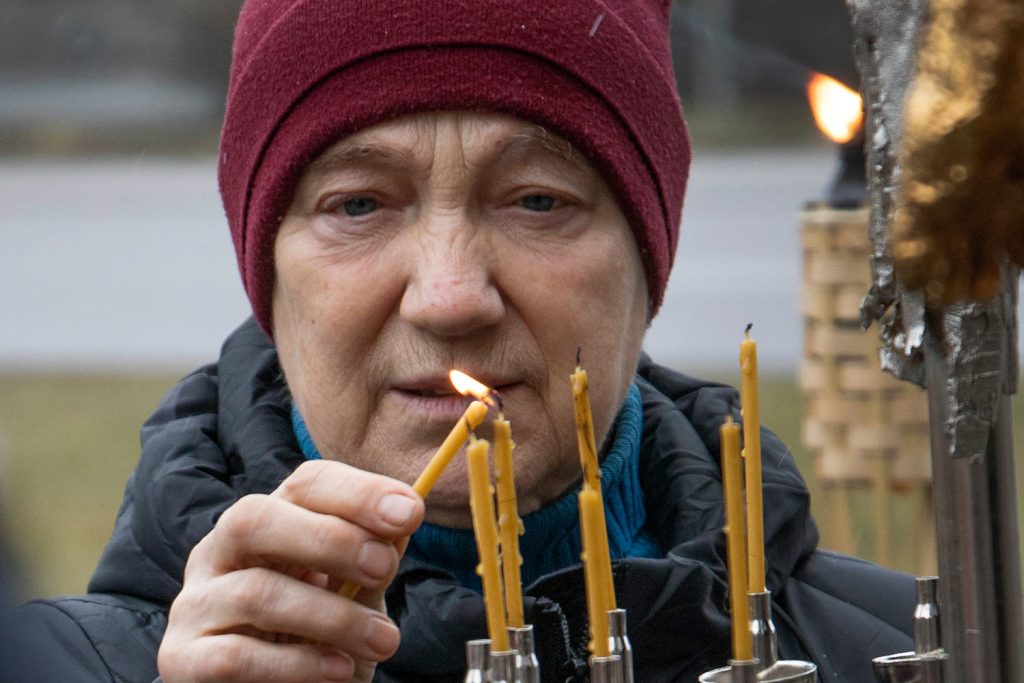 "The Cross of Peace". The first public presentation in a small Ukrainian town. Photograph by Mariia Universaliuk.