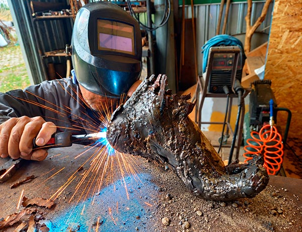 The foot of "The Silent Uprising of an Angel" during the creation process. Art by SERGEY MELNIKOFF (MFF).